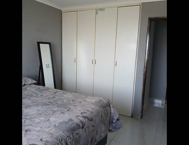 3 BEDROOM APARTMENT FOR SALE IN MONTCLAIR